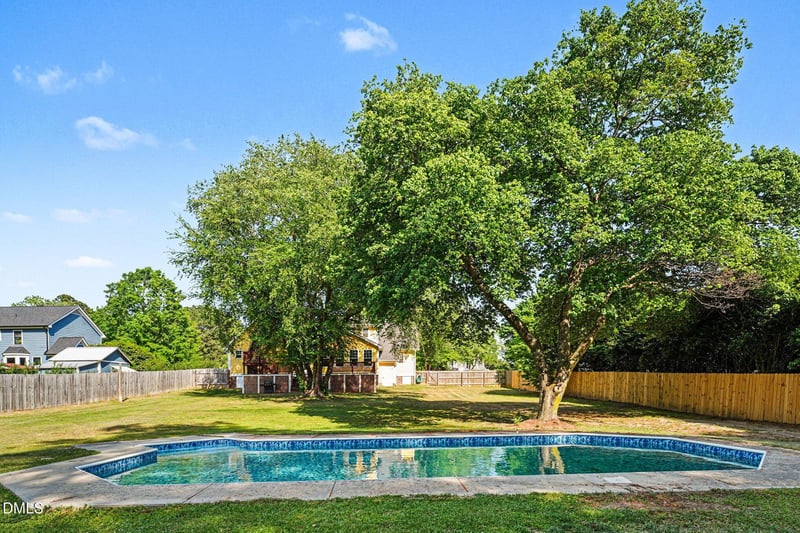 4820 Frankie Rd, Fuquay Varina, NC 27526