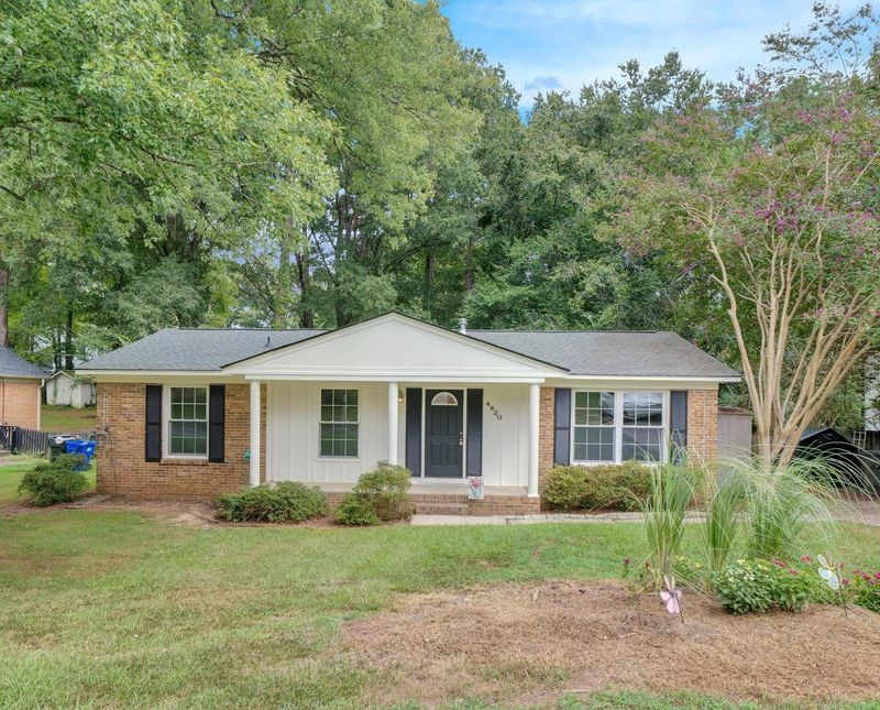 4820 Radcliff Rd, Raleigh, NC 27609