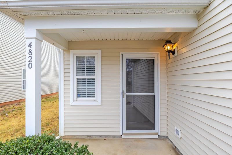 4820 Rockport Dr, Durham, NC 27703