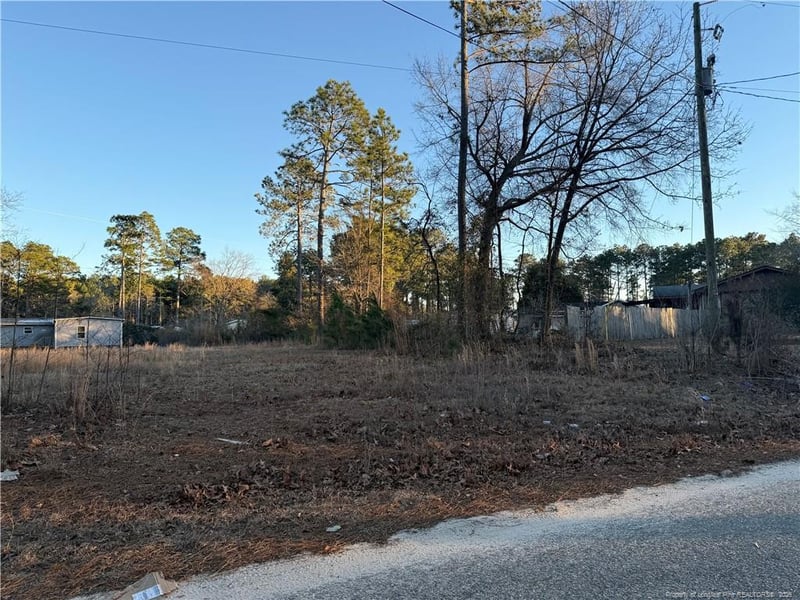 4821 Madison Dr, Hope Mills, NC 28348