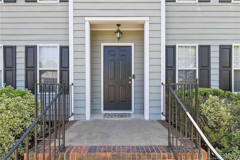 4821 Miranda Dr, Hope Mills, NC 28348