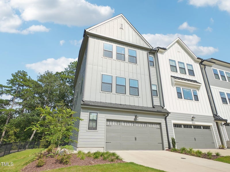 4822 Cypress Tree Ln, Raleigh, NC 27612