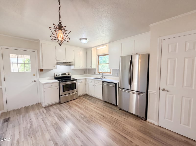 4822 Heritage Dr, Durham, NC 27712