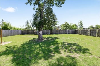 4824 Deer Lakes Rd, Fayetteville, NC 28311