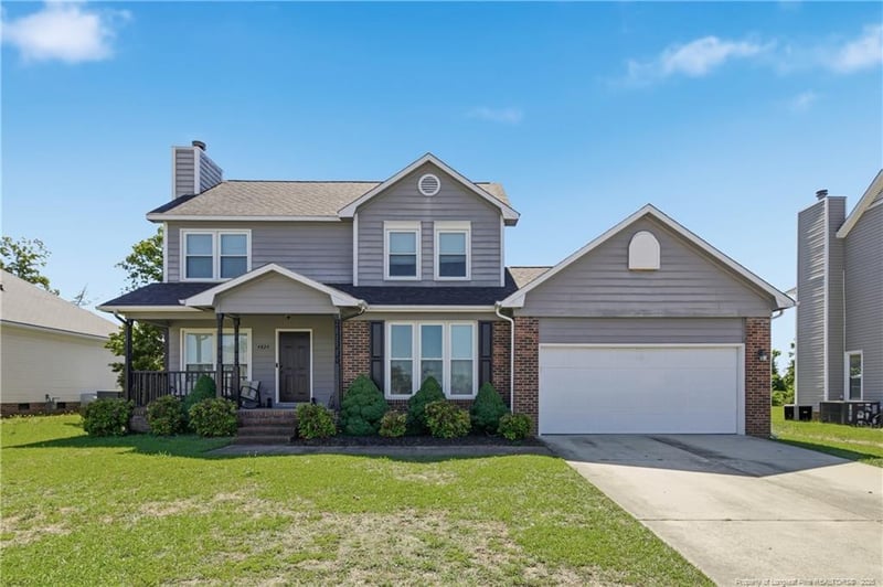 4824 Deer Lakes Rd, Fayetteville, NC 28311