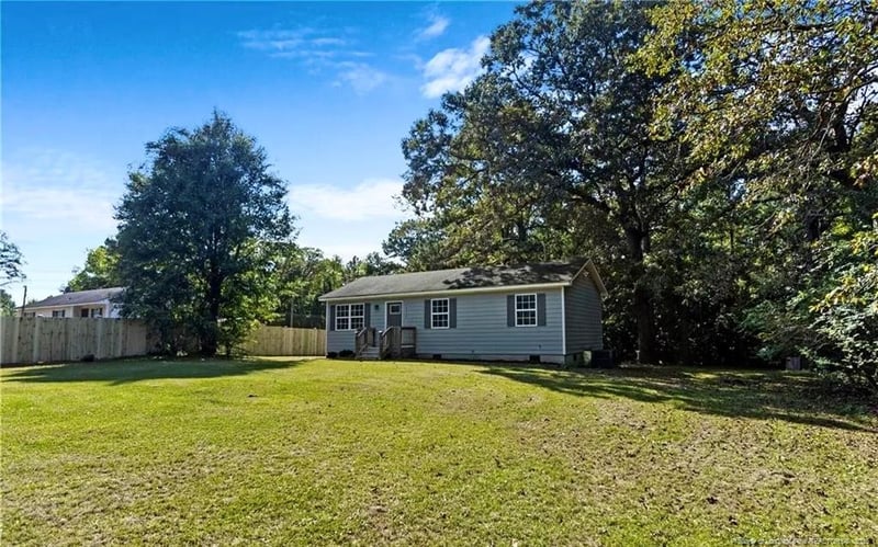 4824 Grays Creek Church Rd, Hope Mills, NC 28348