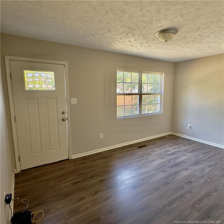 4824 Grays Creek Church Rd, Hope Mills, NC 28348