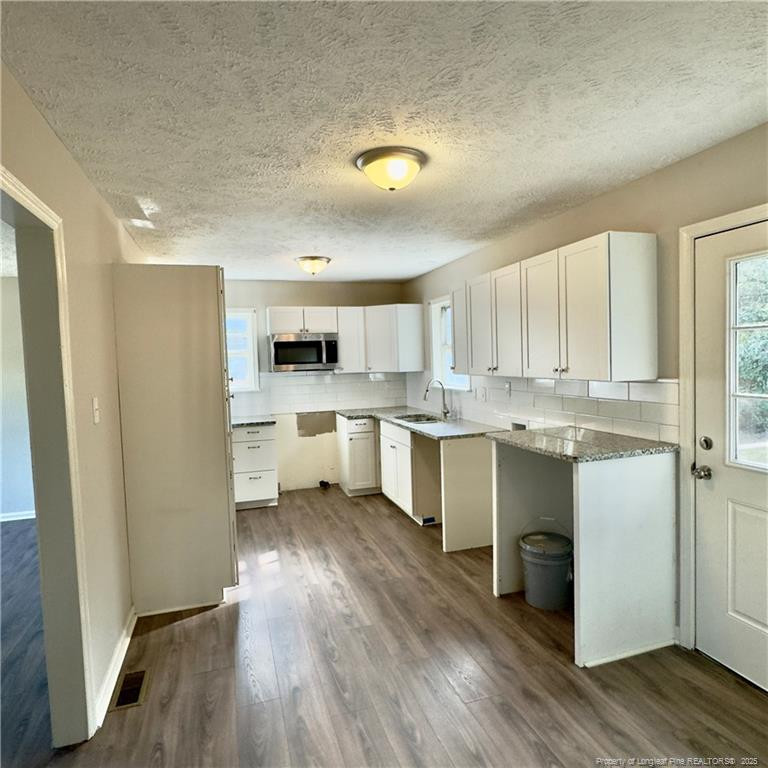 4824 Grays Creek Church Rd, Hope Mills, NC 28348