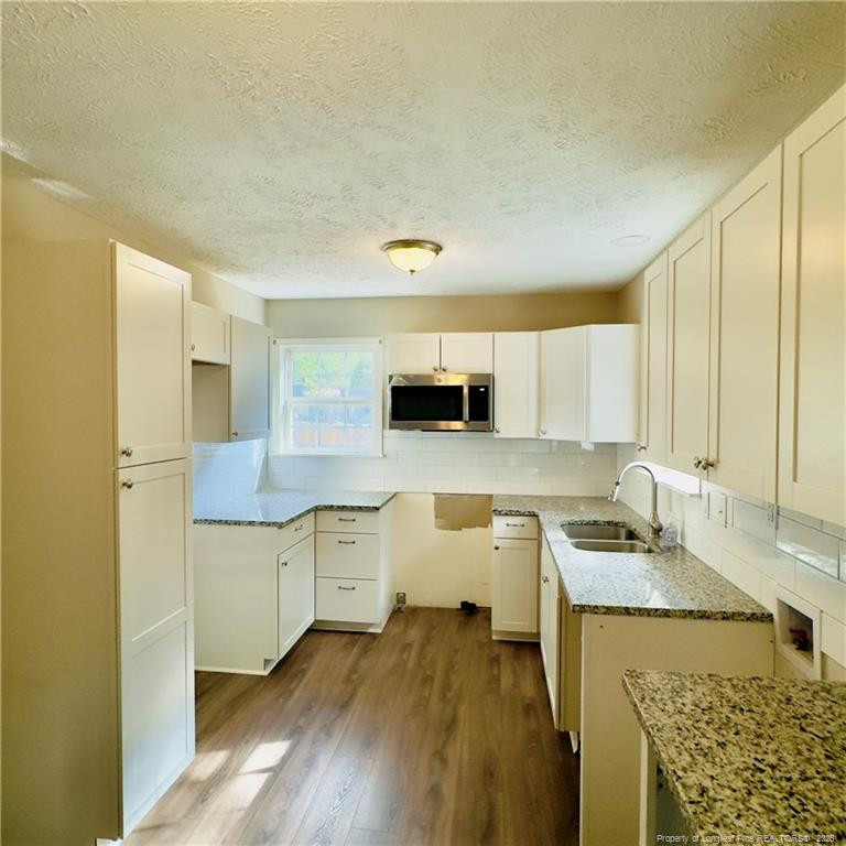 4824 Grays Creek Church Rd, Hope Mills, NC 28348