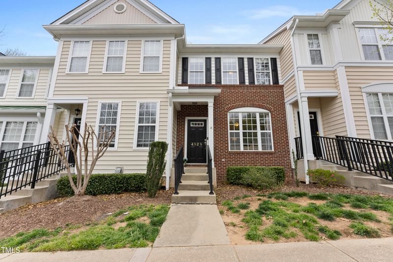 4828 Black Mountain Pa, Raleigh, NC 27612