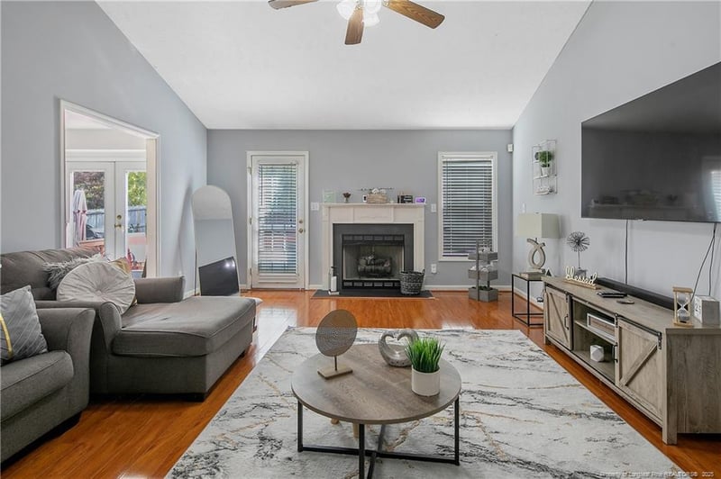 4829 Miranda Dr, Hope Mills, NC 28348