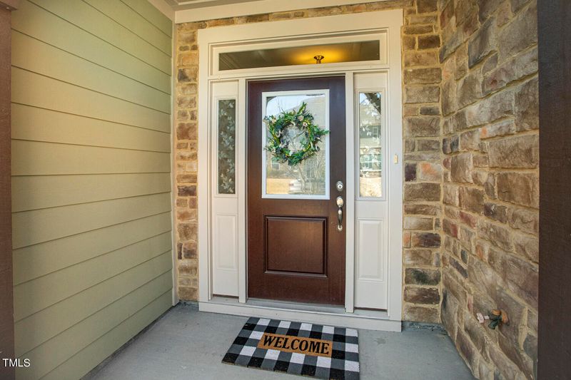 483 Methven Grove Dr, Cary, NC 27519