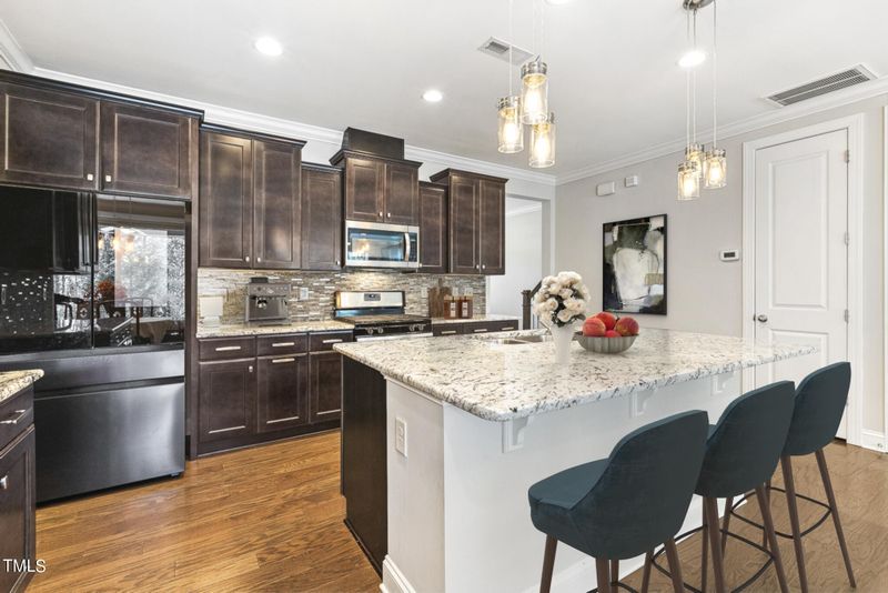 483 Methven Grove Dr, Cary, NC 27519