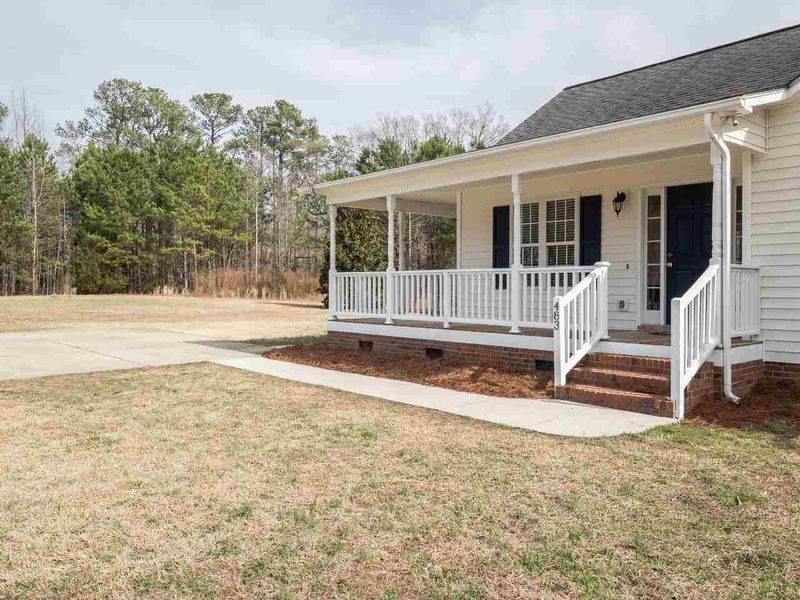 483 Wyndfall Ln, Clayton, NC 27527