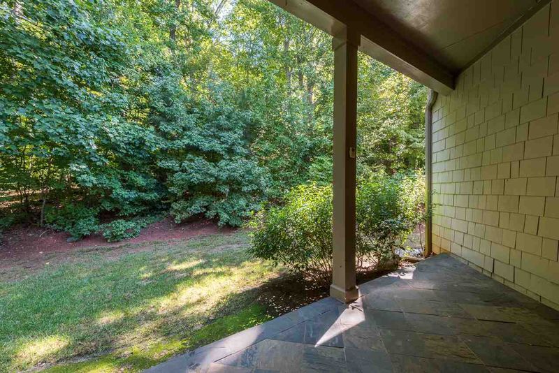 4830 Crestmore Rd, Raleigh, NC 27612
