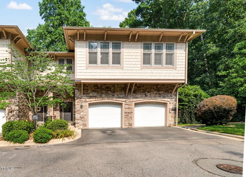 4831 Crestmore Rd #202, Raleigh, NC 27612