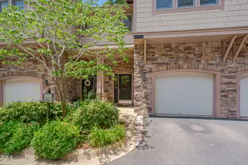 4831 Crestmore Rd #202, Raleigh, NC 27612
