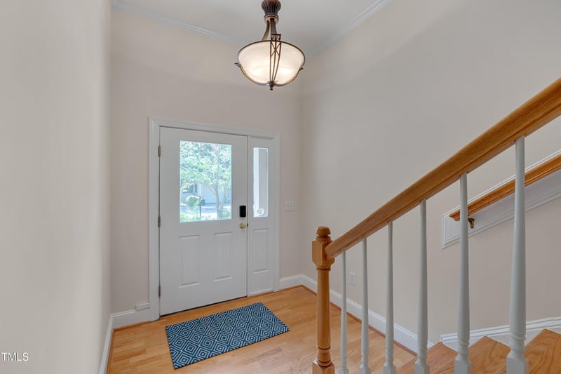 4831 Crestmore Rd #202, Raleigh, NC 27612