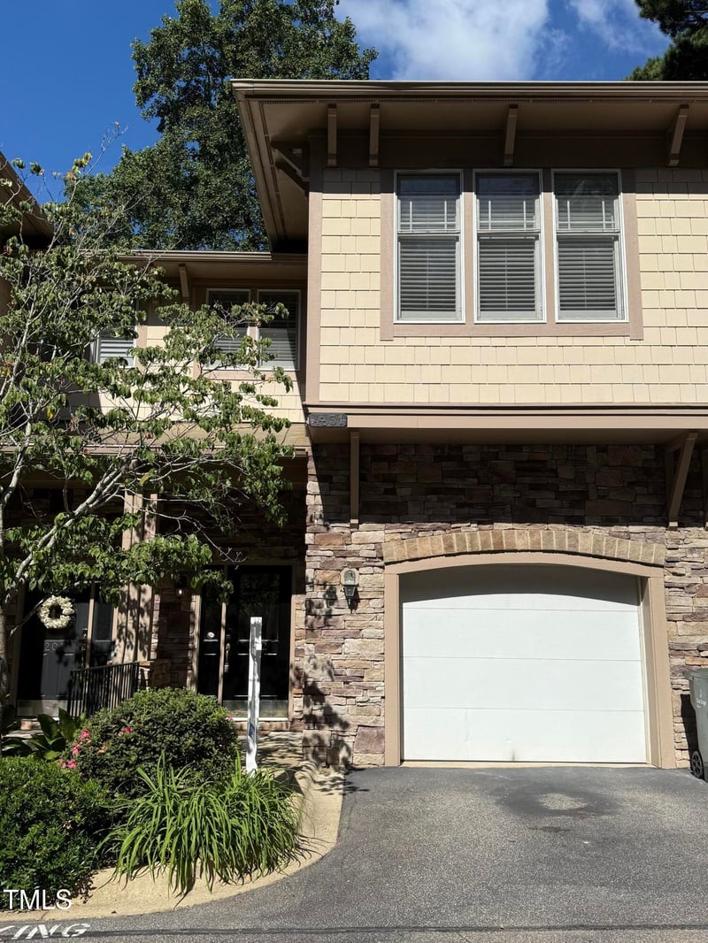 4831 Crestmore Rd #202, Raleigh, NC 27612