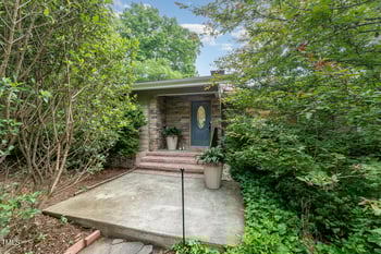 4832 Brookhaven Dr, Raleigh, NC 27612