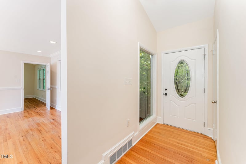 4832 Brookhaven Dr, Raleigh, NC 27612