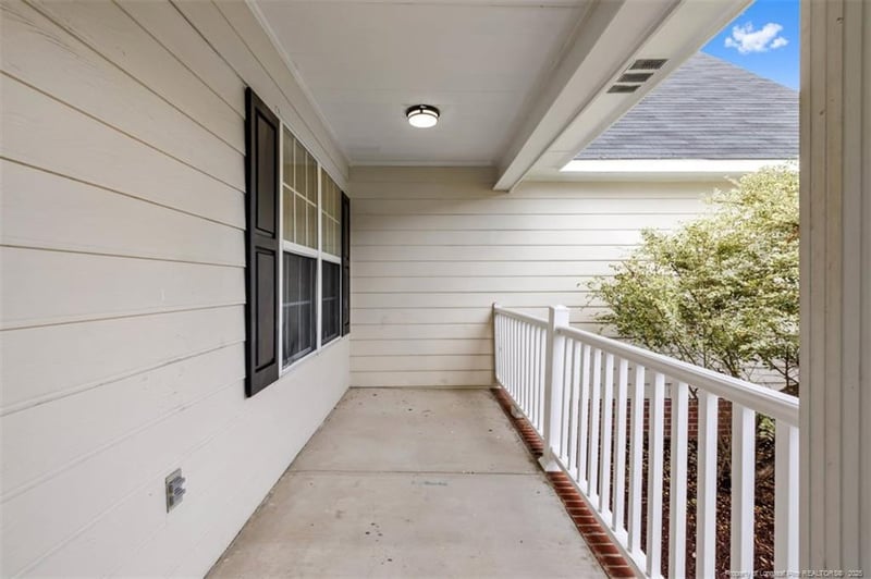 4832 Miranda Dr, Hope Mills, NC 28348