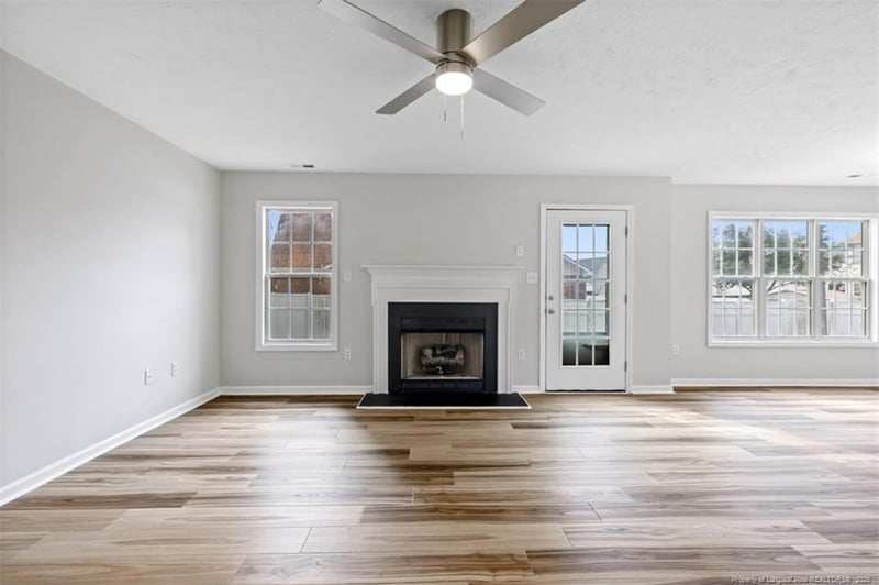 4832 Miranda Dr, Hope Mills, NC 28348