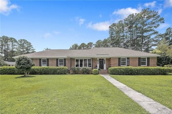 484 Lennox Dr, Fayetteville, NC 28303