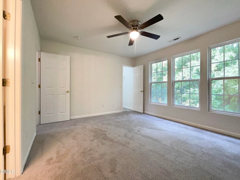 4842 Wyatt Brook Way, Raleigh, NC 27609