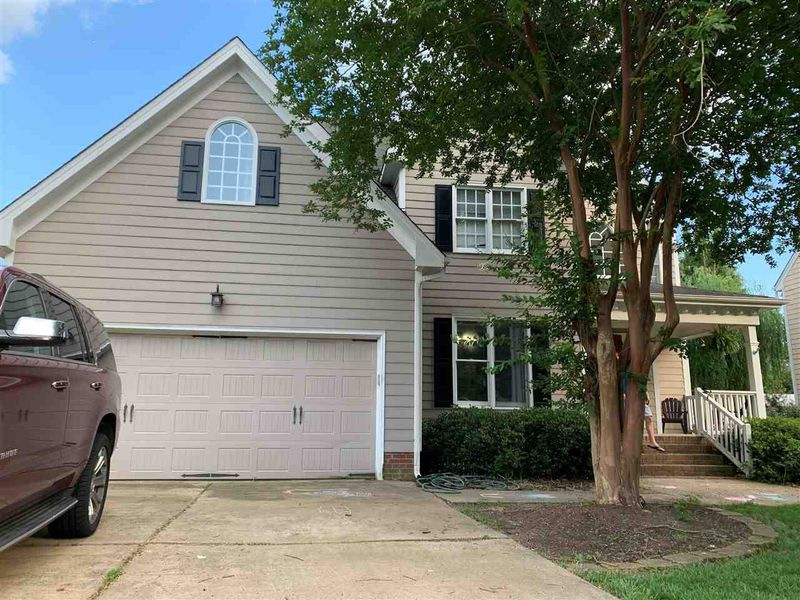 4848 Forest Highland Dr, Raleigh, NC 27604