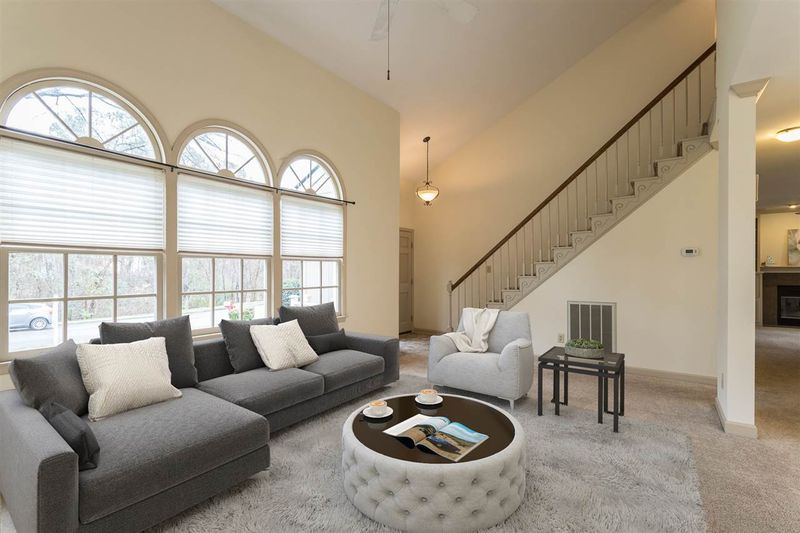 4852 Little Falls Dr, Raleigh, NC 27609