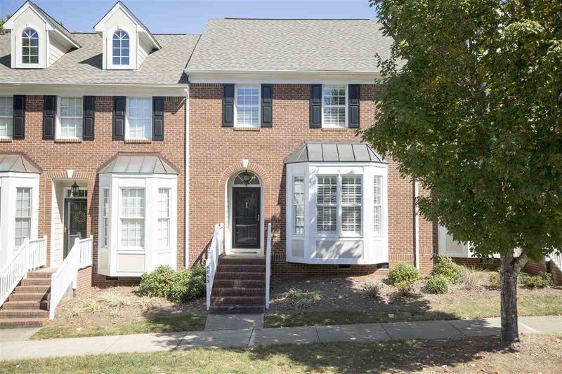 4853 Linksland Dr, Holly Springs, NC 27540