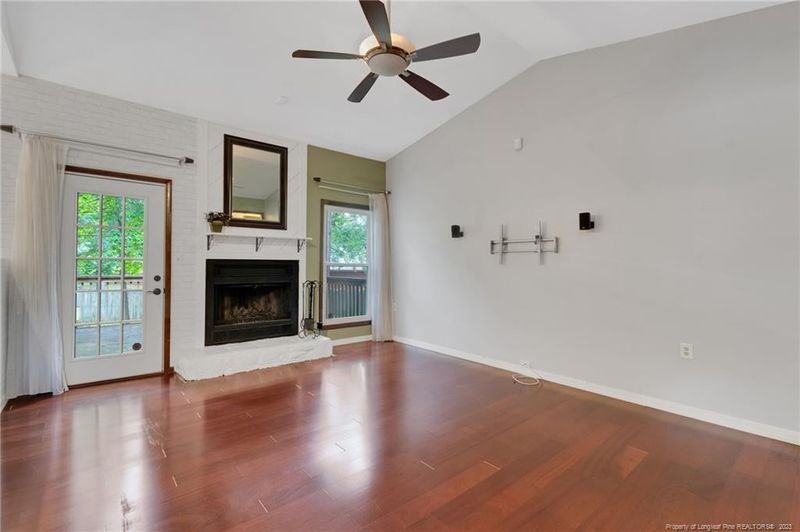 486 Corning Pl, Fayetteville, NC 28314