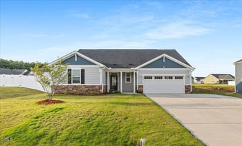 486 Saint Clair Dr, Fuquay Varina, NC 27526