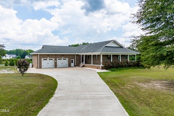 4864 Christian Light Rd, Fuquay Varina, NC 27526