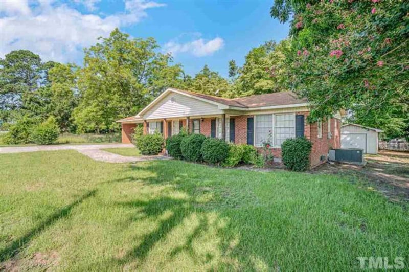 4868 Cumberland Rd, Fayetteville, NC 28306