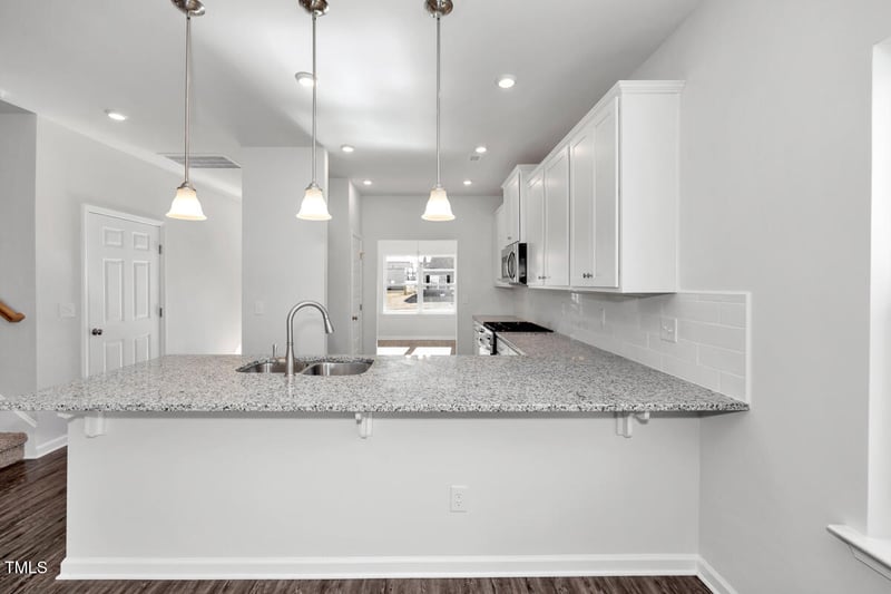 4868 Pioneer Dr, Sanford, NC 27330