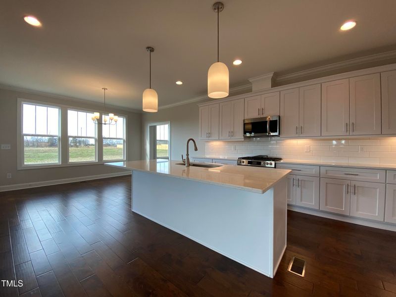 4869 Grosbeak Ct, Mebane, NC 27302