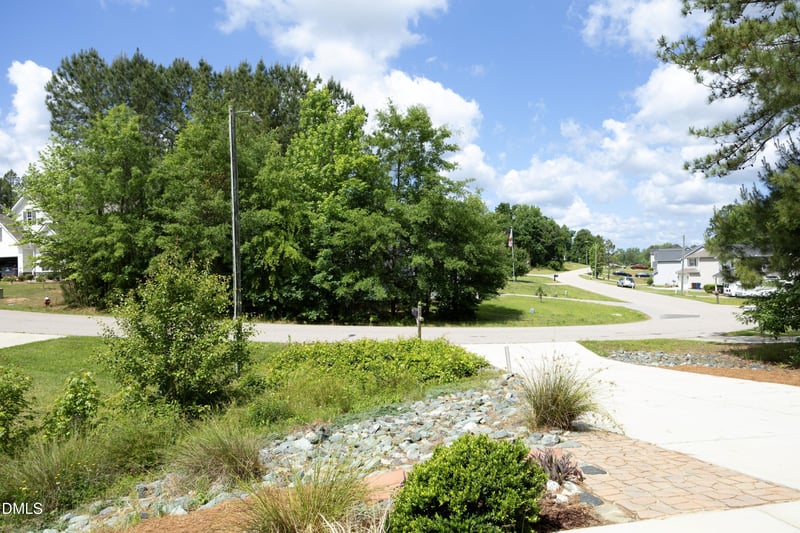 487 Crusaders Dr, Sanford, NC 27330