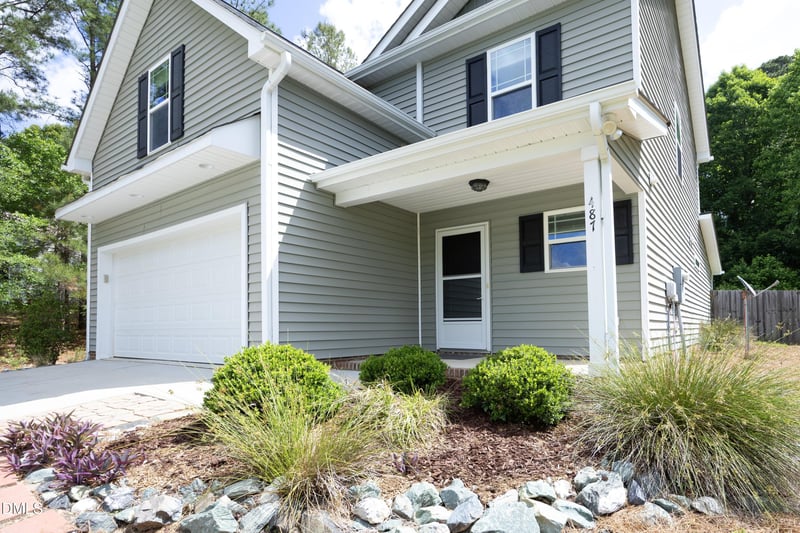 487 Crusaders Dr, Sanford, NC 27330
