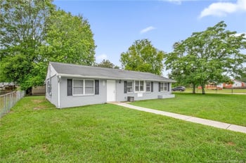4875 Cameron Rd, Hope Mills, NC 28348