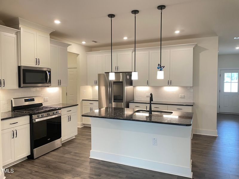488 Autumn Rain St, Cary, NC 27519