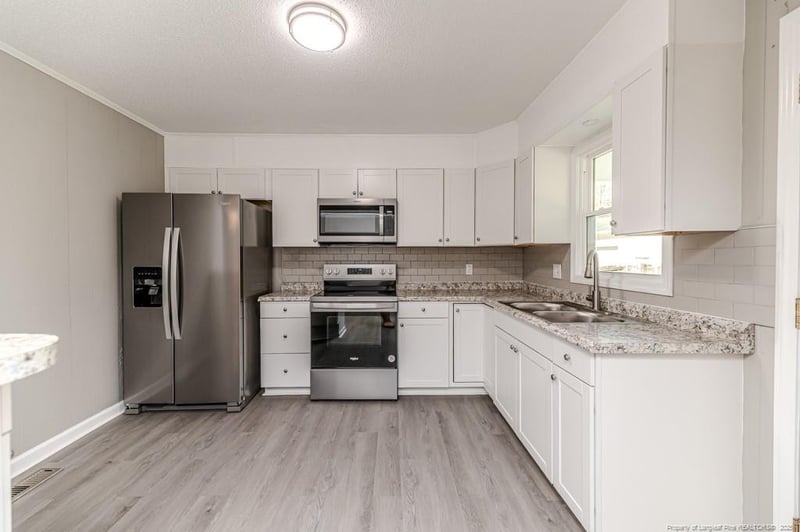 488 Hall Rd, Erwin, NC 28339