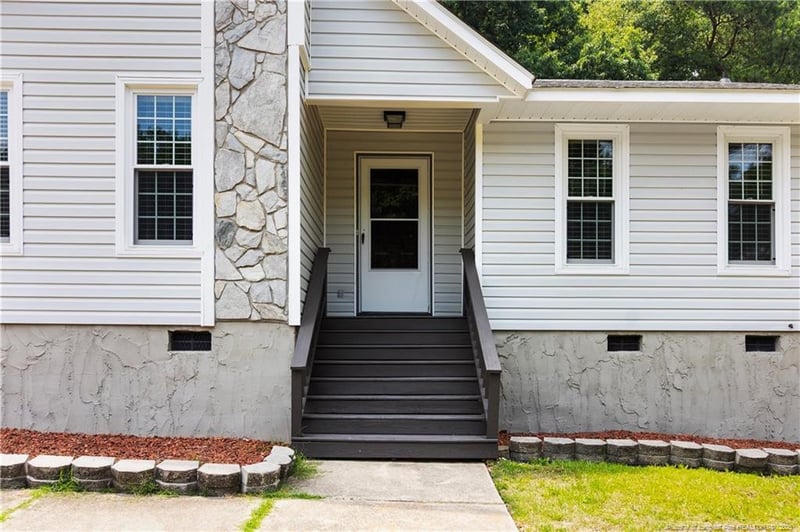 488 Oates Dr, Fayetteville, NC 28311