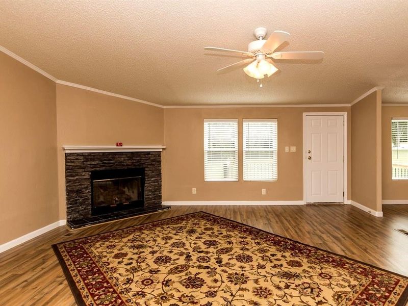4889 Thom Rd, Mebane, NC 27302