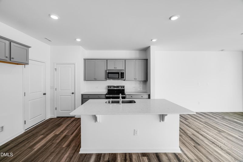 489 Fran Dr, Haw River, NC 27258