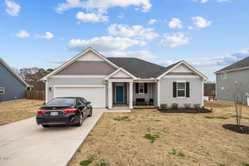 489 Thorny Branch Dr, Raleigh, NC 27603