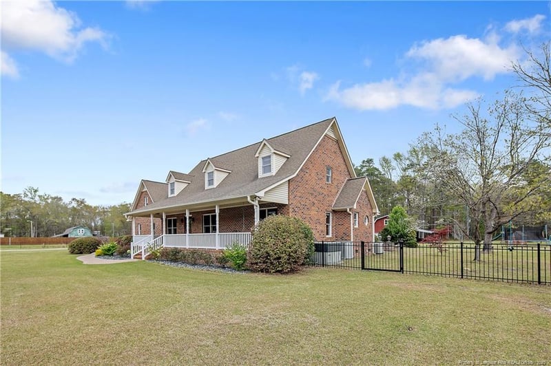 4891 Hummingbird Pl, Fayetteville, NC 28312