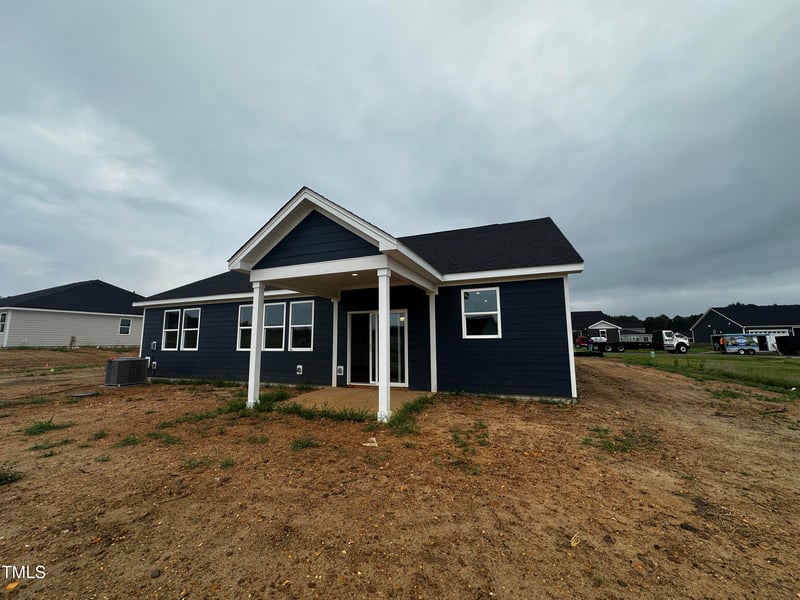 49 Brodhead Dr, Fuquay Varina, NC 27526