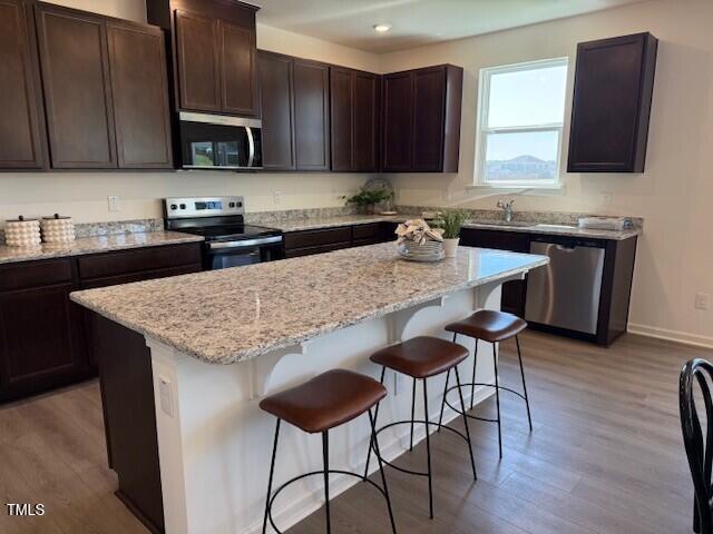 49 Brodhead Dr, Fuquay Varina, NC 27526